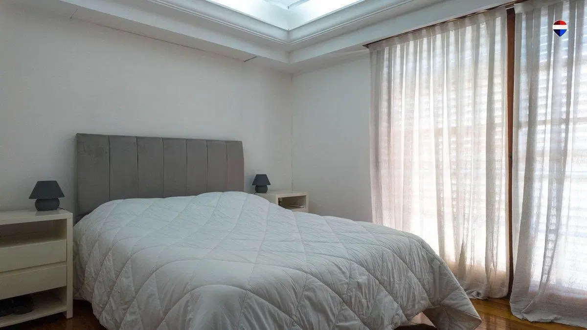 VENTA CASA 4 AMB CON COCHERA, PATIO Y QUINCHO 4