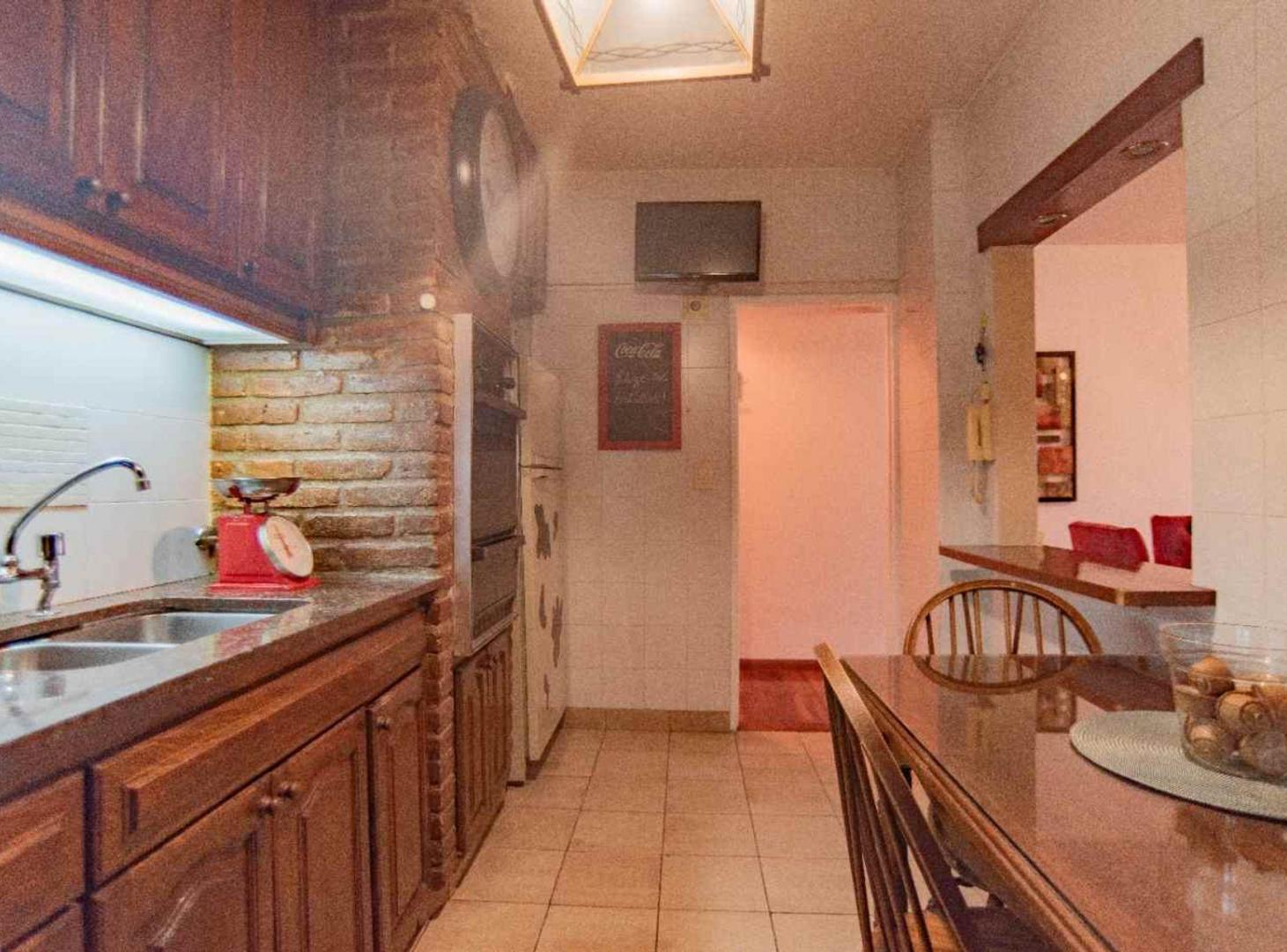 Foto de VENTA DEPARTAMENTO 4 AMBIENTES E AVELLANEDA CENTRO, imagen 5