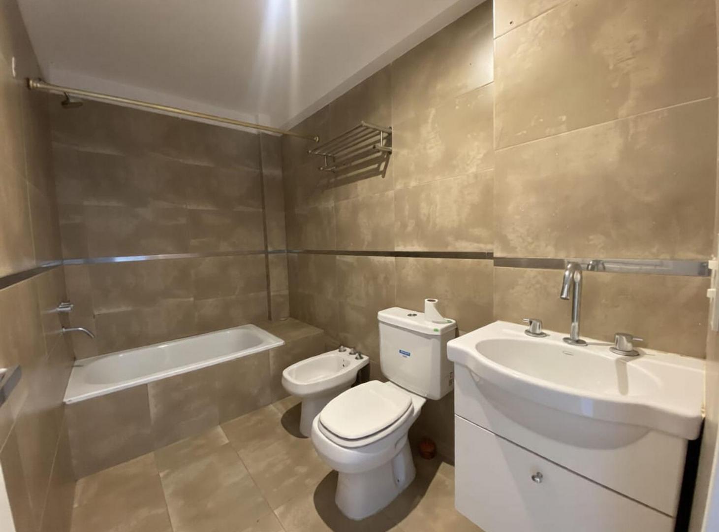 Foto de VENTA DEPTO AVELLANEDA, imagen 1