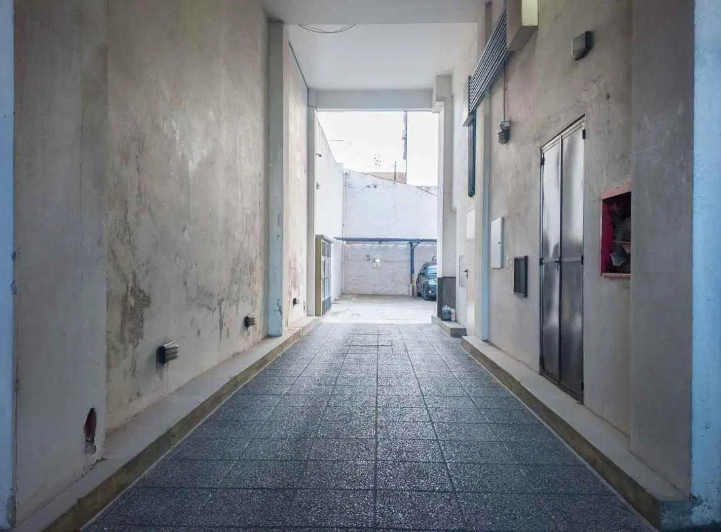 VENTA DEPARTAMENTO 2 AMB QUILMES CENTRO COCHERA 5