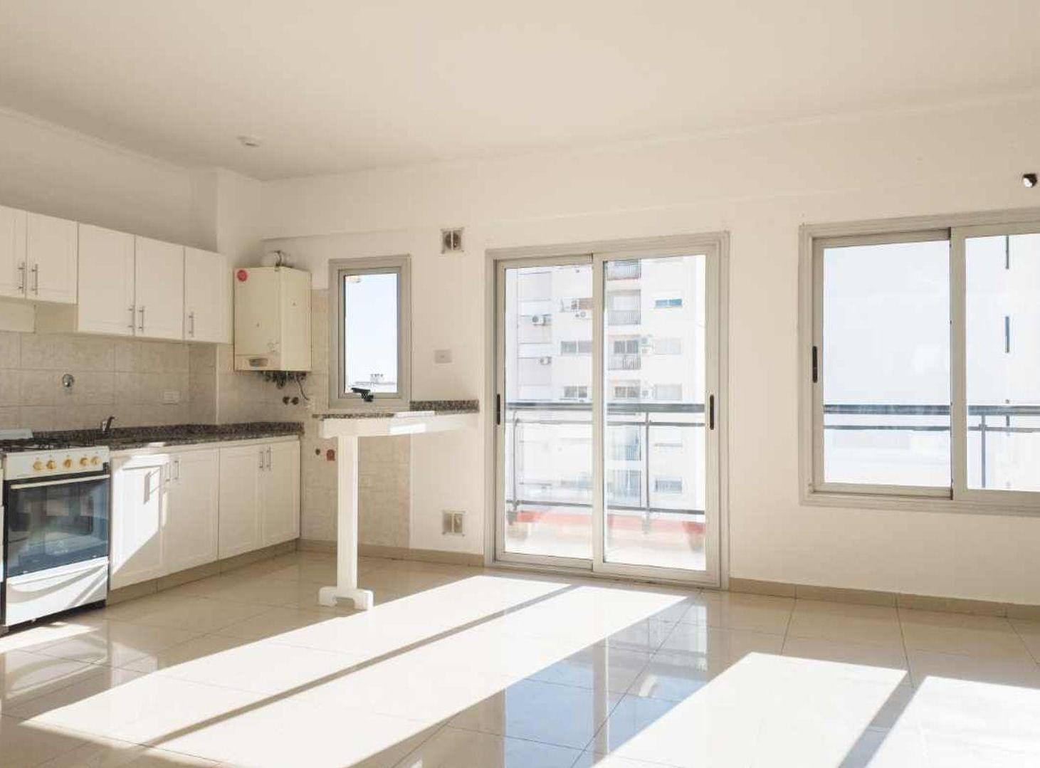Foto de VENTA DEPARTAMENTO 2 AMB QUILMES CENTRO COCHERA, imagen 3