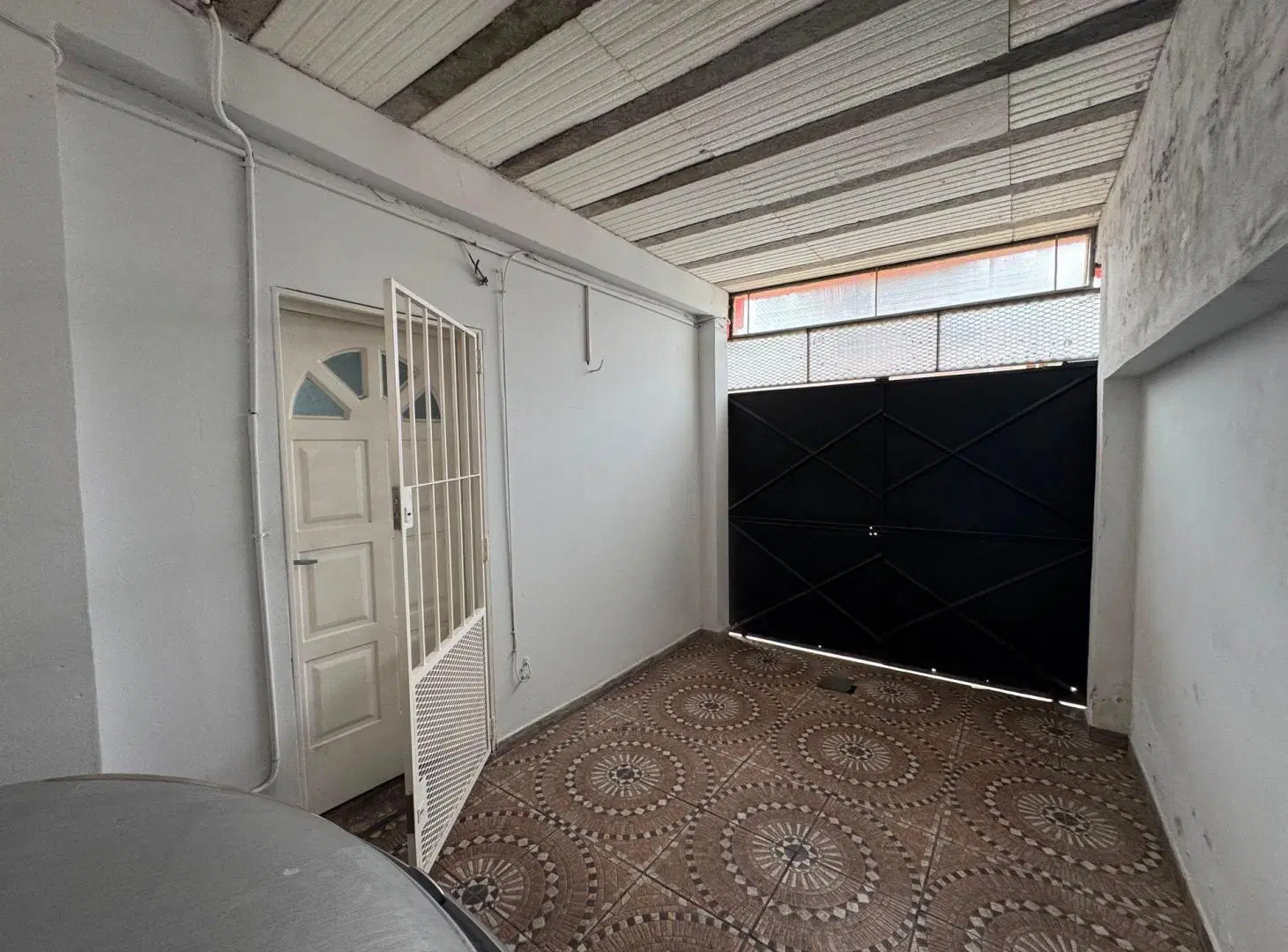 CASA 4 AMB EN VENTA CON PARQUE BERAZATEGUI 2