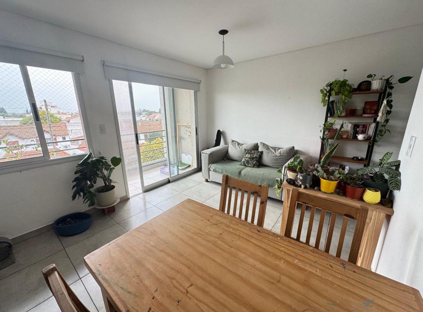 Foto de DPTO 3 AMB EN VENTA CON BALCON , BERAZATEGUI, imagen 2