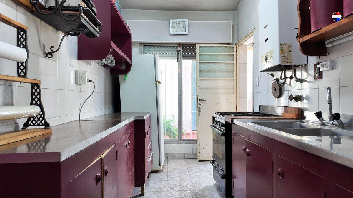 Foto de VENTA CASA 4 AMB C/ COCHERA FINANCIADO BERAZATEGUI, imagen 2