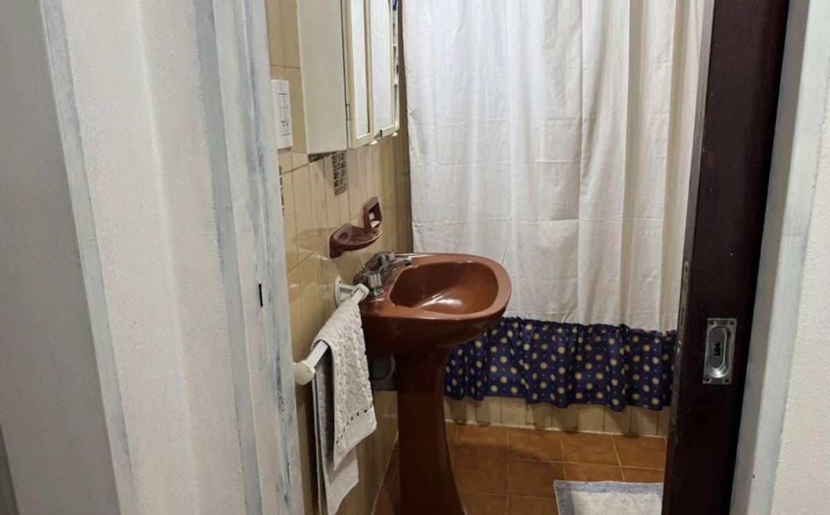 Foto de VENTA PH 3 AMBIENTES CON COCHERA Y PATIO QUILMES O, imagen 5
