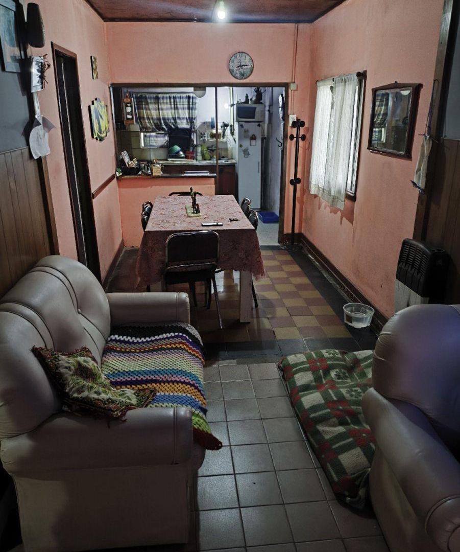 Foto de Venta Casa con Terreno en Ezpeleta Oeste (Quilmes), imagen 3