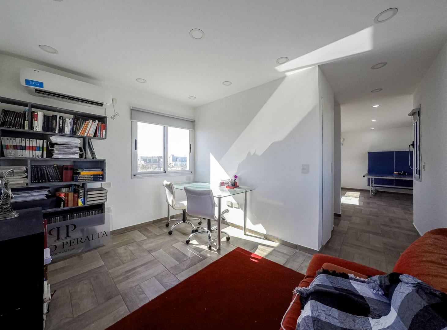 Foto de CASA 5 AMBIENTES EN VENTA EN CANNING A LA LAGUNA, imagen 2