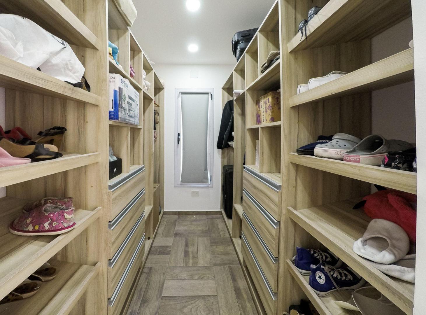 Foto de CASA 5 AMBIENTES EN VENTA EN CANNING A LA LAGUNA, imagen 1
