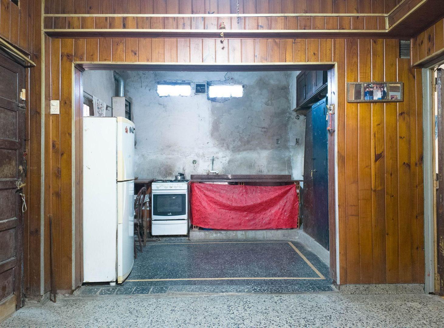 Foto de VENTA CASA 4 AMB A REFACCIONAR EN SARANDI, imagen 5