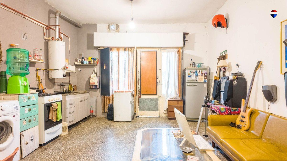 Foto de CASA 3 UNIDADES EN BLOCK VENTA C/ LOCAL EN QUILMES, imagen 2
