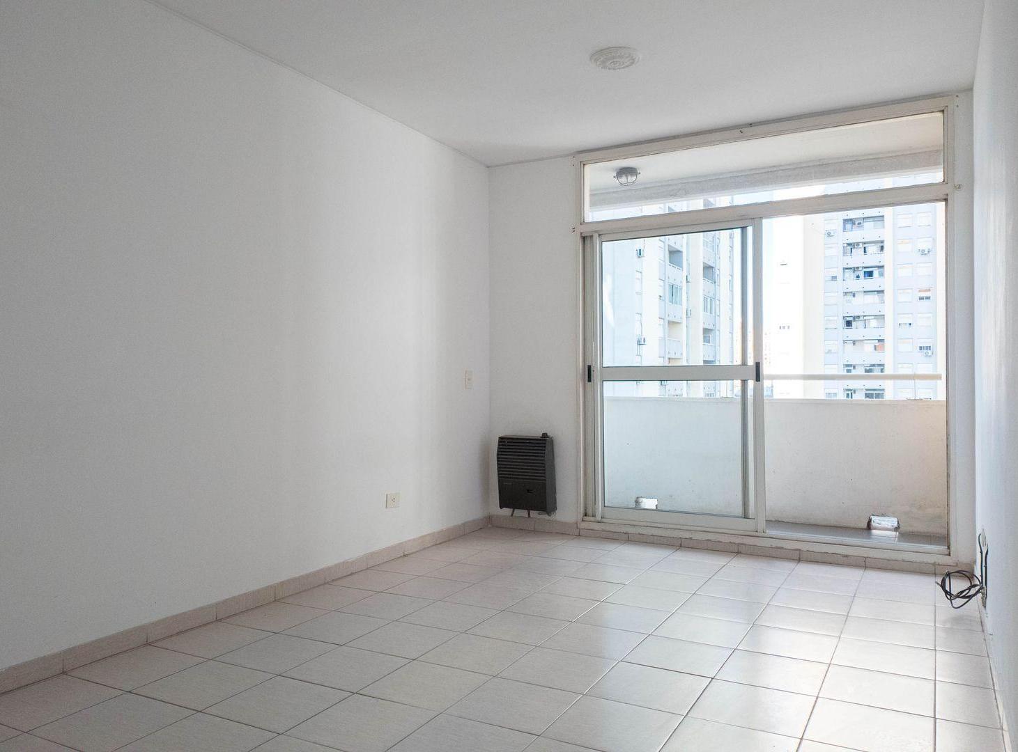 Foto de VENTA DEPTO 2AMB EN TORRES PUEYRREDON, imagen 4
