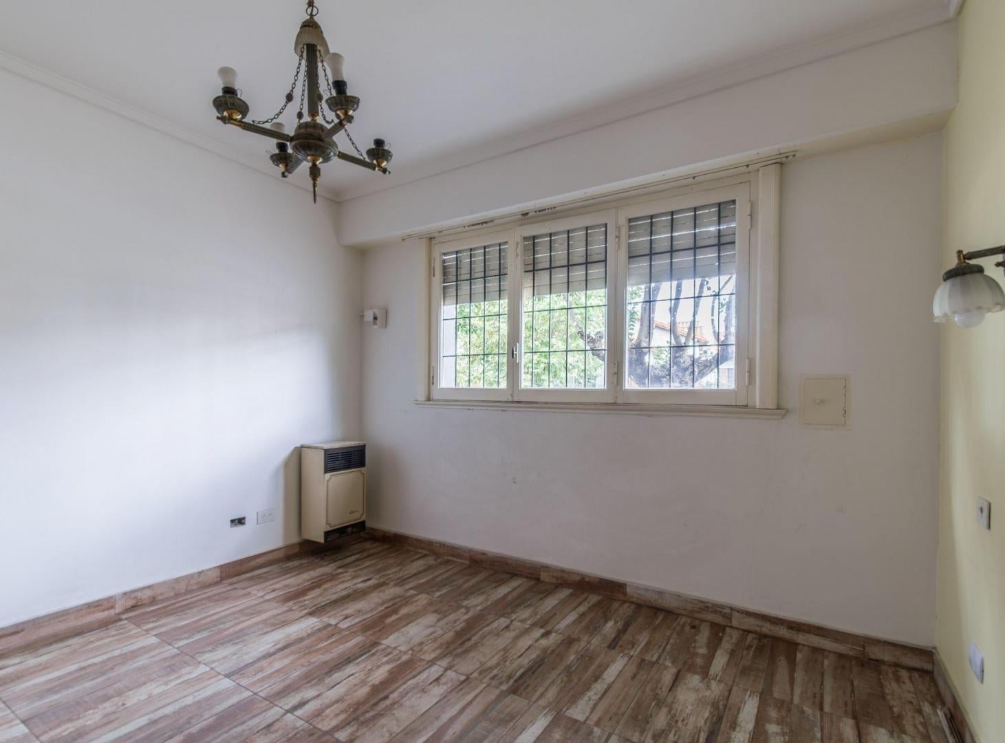 Foto de VENTA CASA 3 AMBIENTES BERNAL OESTE, imagen 5