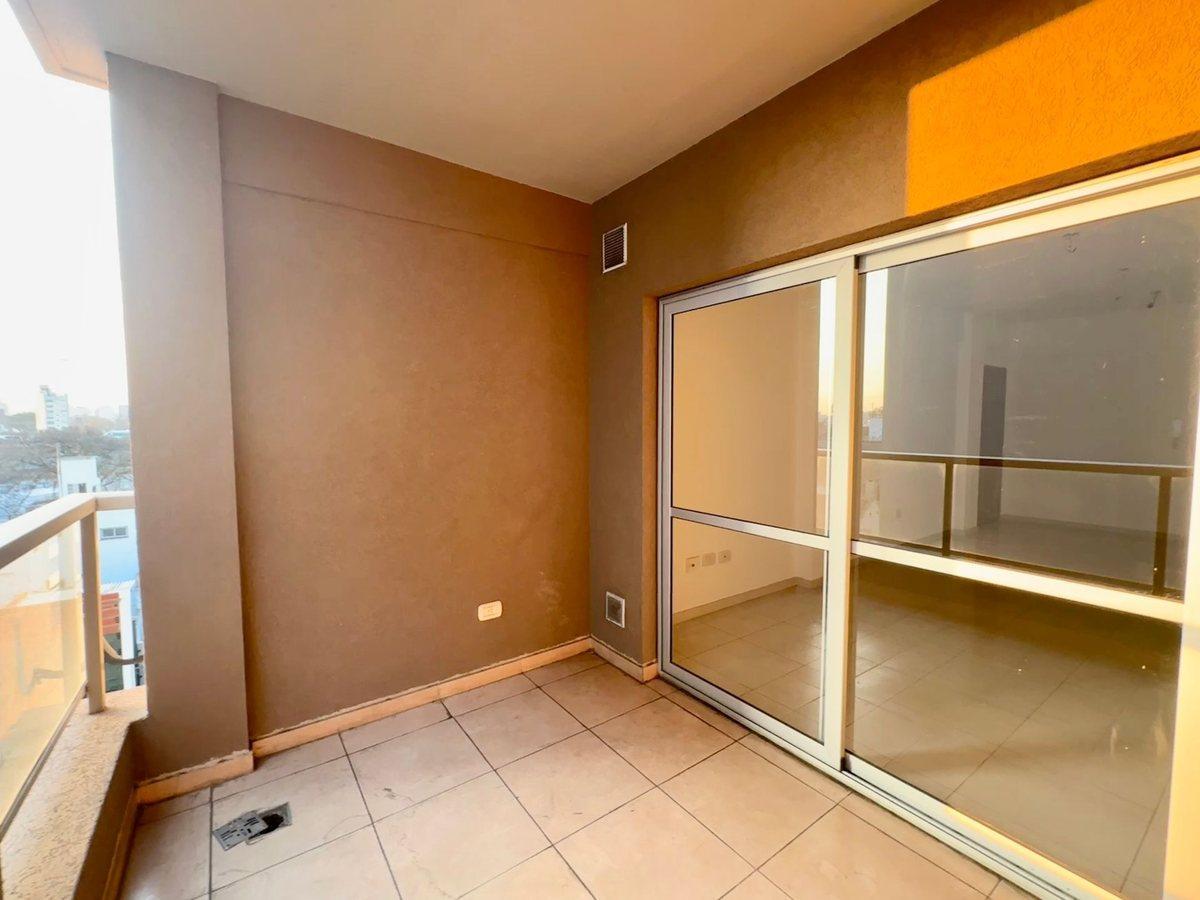 Foto de VENTA DEPTO 3 AMB EN VILLA LURO CON BALCON, imagen 3