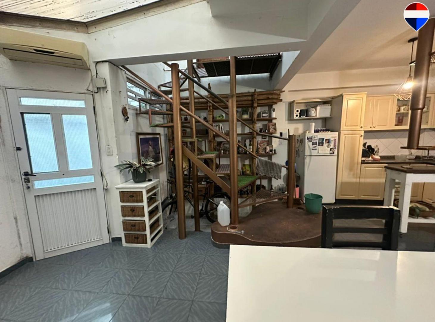 Foto de VENTA PH MULTIFAMILIAR SARANDI, imagen 2