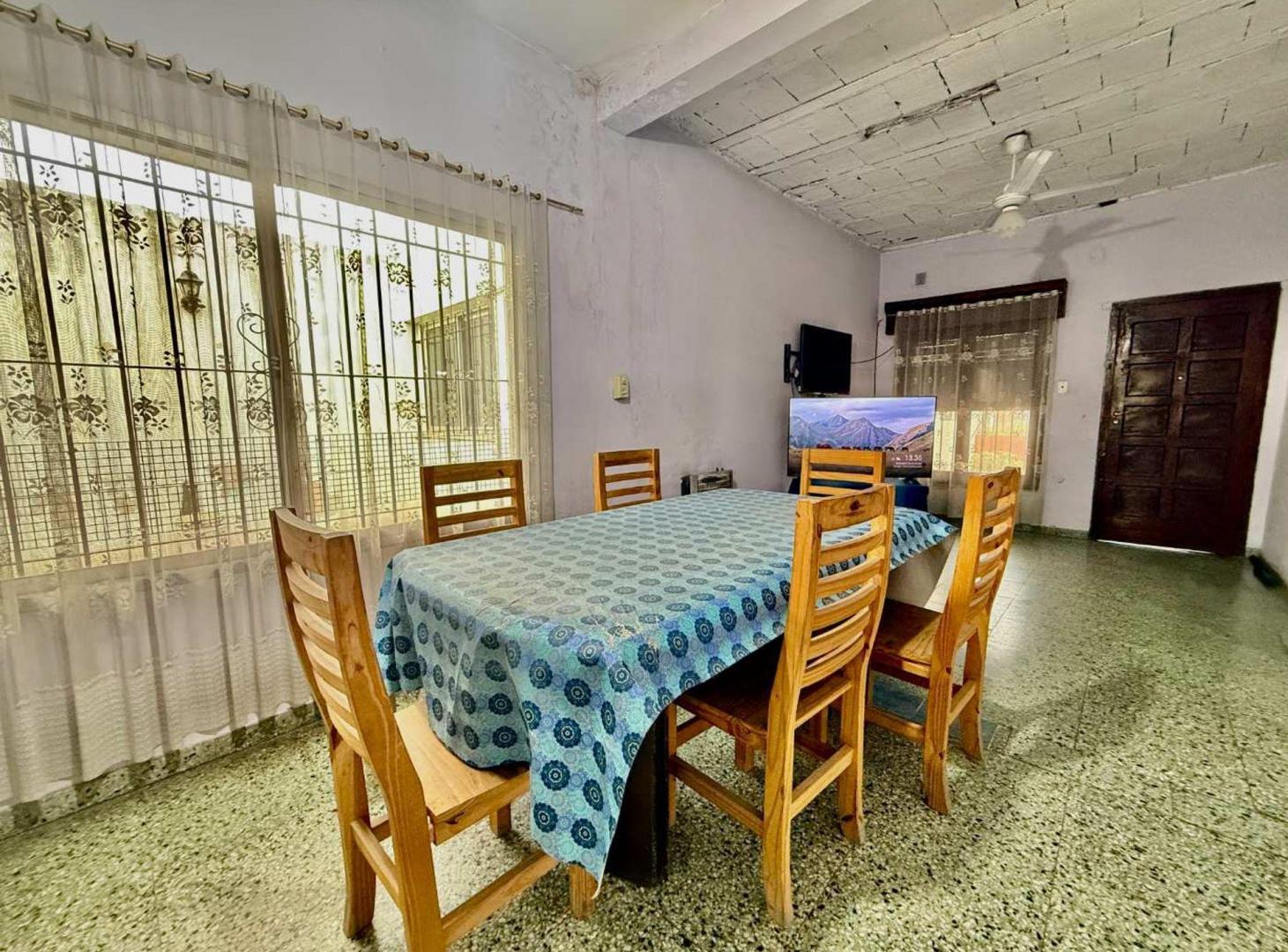 Foto de CASA 4 AMBIENTES EN VENTA EN BURZACO, imagen 4