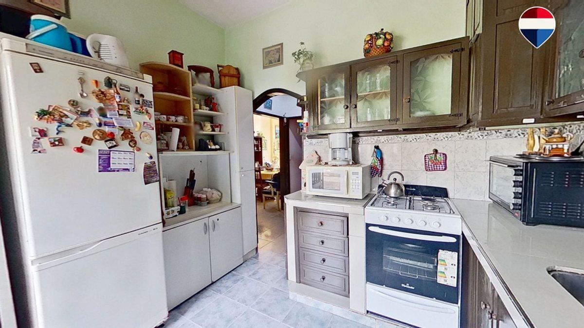 Foto de TRES DPTOS EN VENTA CON GARAGE Y DEPÓSITO.QUILMES, imagen 3