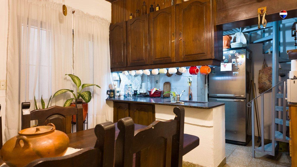 Foto de VENTA PH 4 AMB EN AVELLANEDA, imagen 2