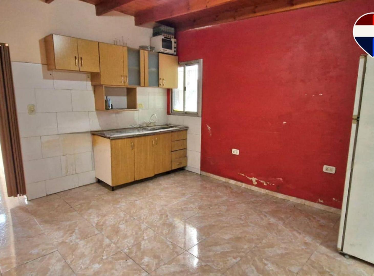 Foto de VENTA CASA MULTIFAMILIAR CON COCHERA EN 2 PLANTAS, imagen 1
