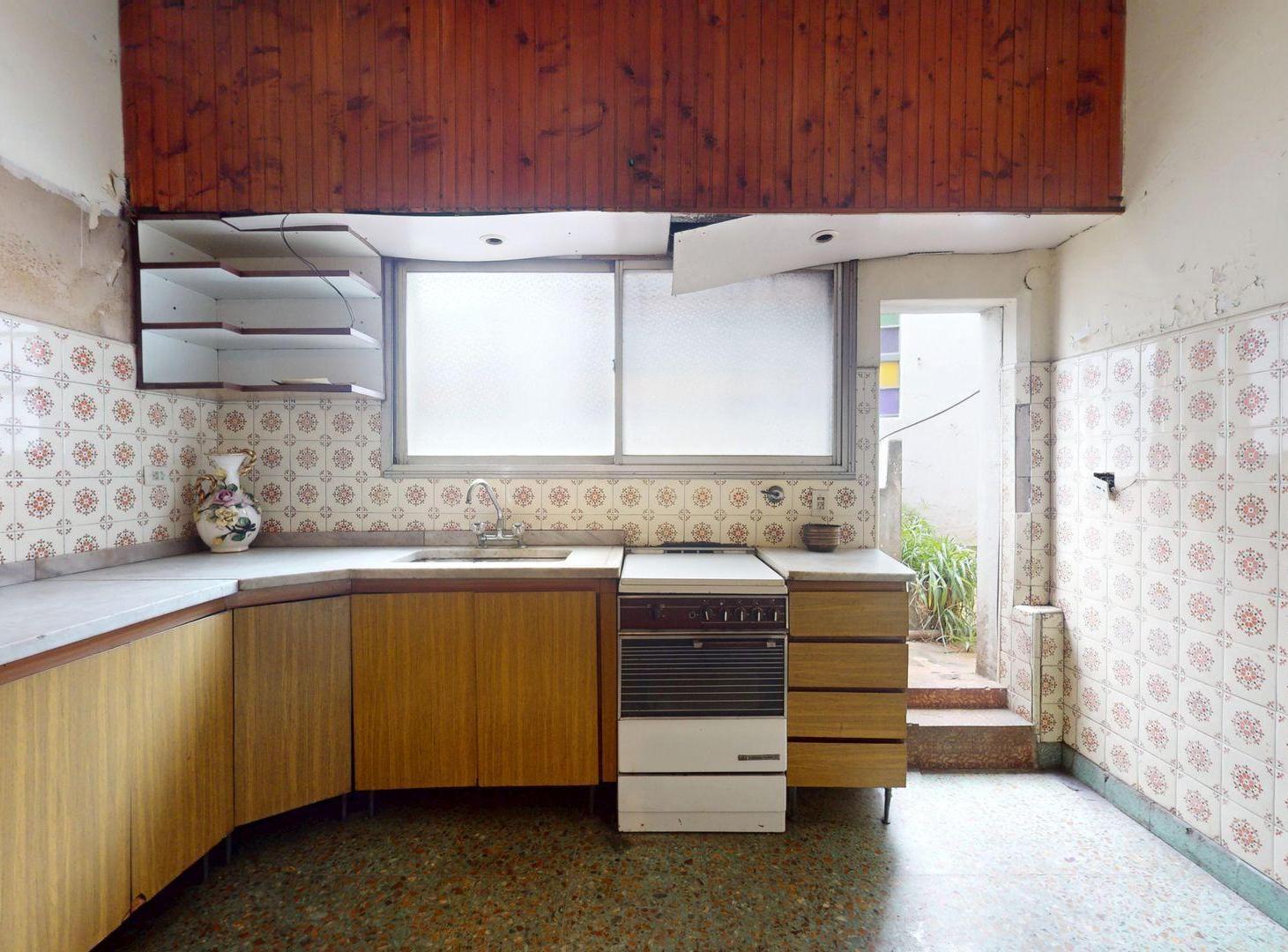 Foto de VENTA DEPTO 5 AMB C/DEPENDENCIA EN AVELLANEDA, imagen 5