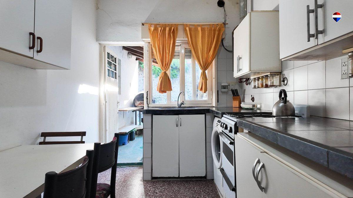 Foto de CASA EN VENTA 4 AMBIENTES REMEDIOS DE ESCALADA, imagen 1