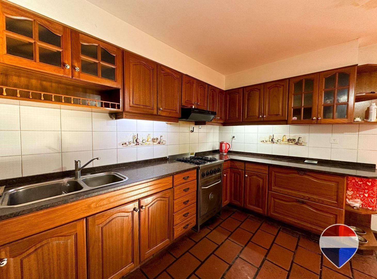 Foto de CASA 5 AMBIENTES VENTA MONTE GRANDE APTA CREDITO, imagen 4