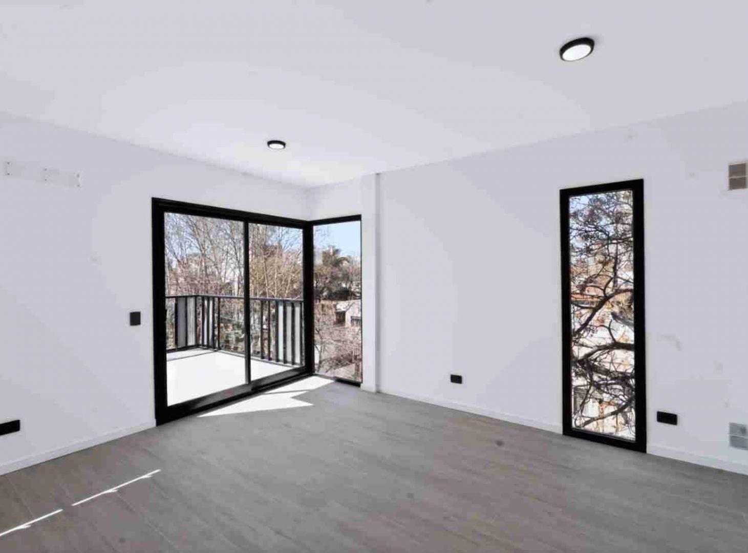Foto de DEPTO 2 AMBIENTES DOBLE BALCON CON COCHERA QUILMES, imagen 1