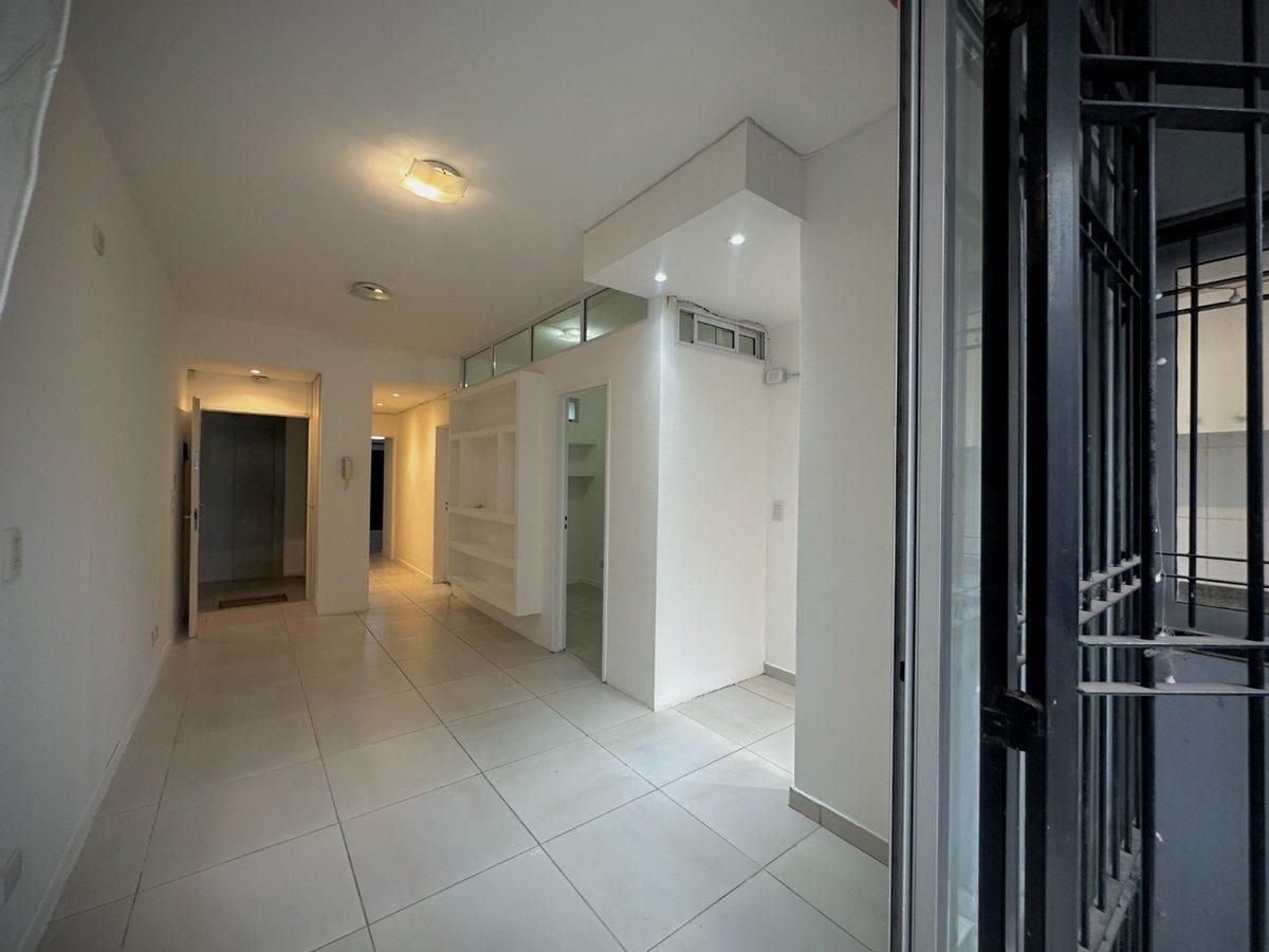 Foto de DEPARTAMENTO 2 AMB COCHERA ESCRITORIO VENTA, imagen 2