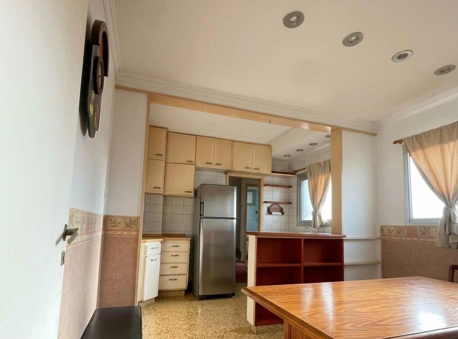 Foto de VENTA DE DEPTO 3AMB CON DEPENDENCIA EN CRUCECITA, imagen 2