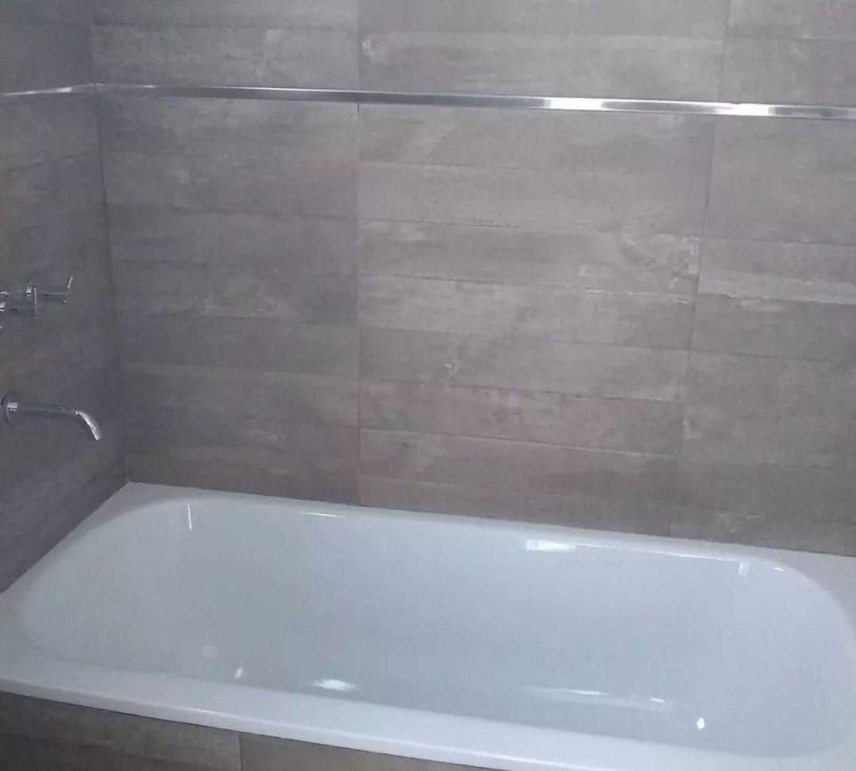 Foto de VENTA DEPARTAMENTO 2 AMB DE CALIDAD BERAZATEGUI, imagen 5