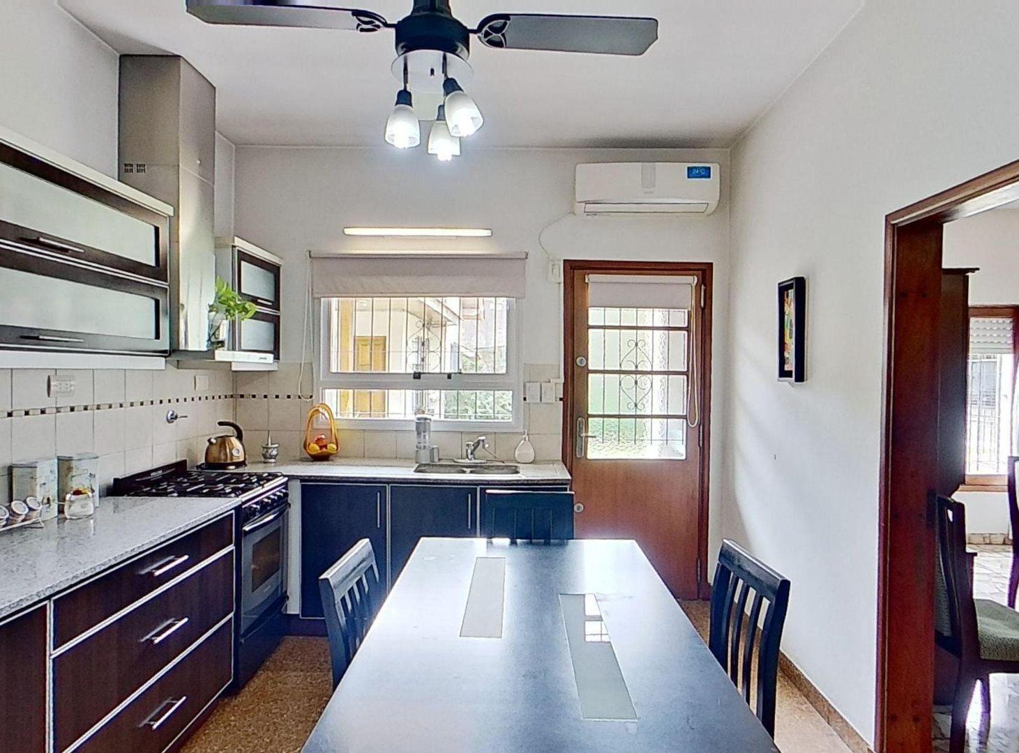 Foto de VENTA PH TIPO CASA 3 AMB FLORENCIO VARELA APTO CRE, imagen 4