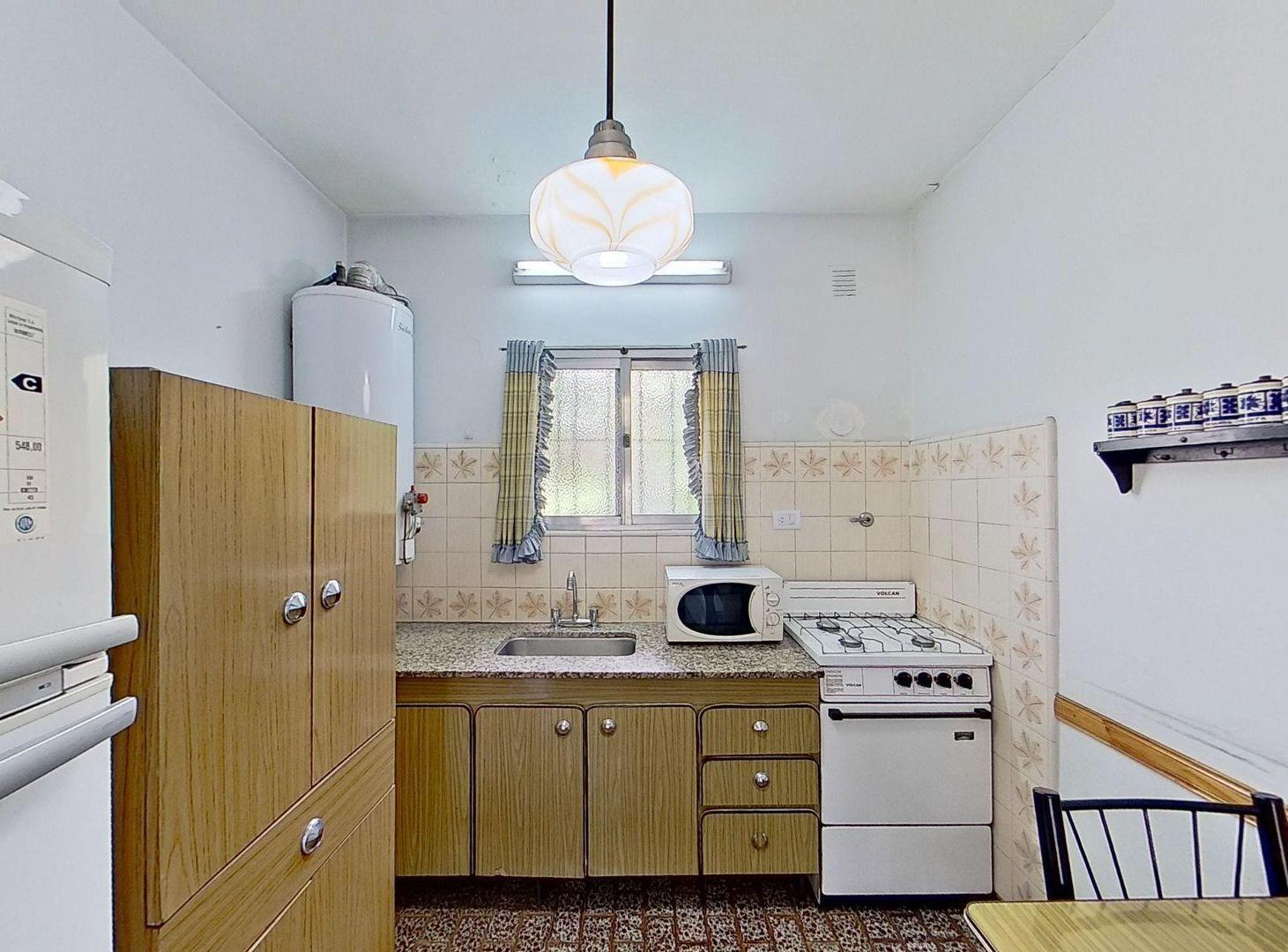 Foto de VENTA PH TIPO CASA 2 AMB FLORENCIO VARELA APTO CR, imagen 5