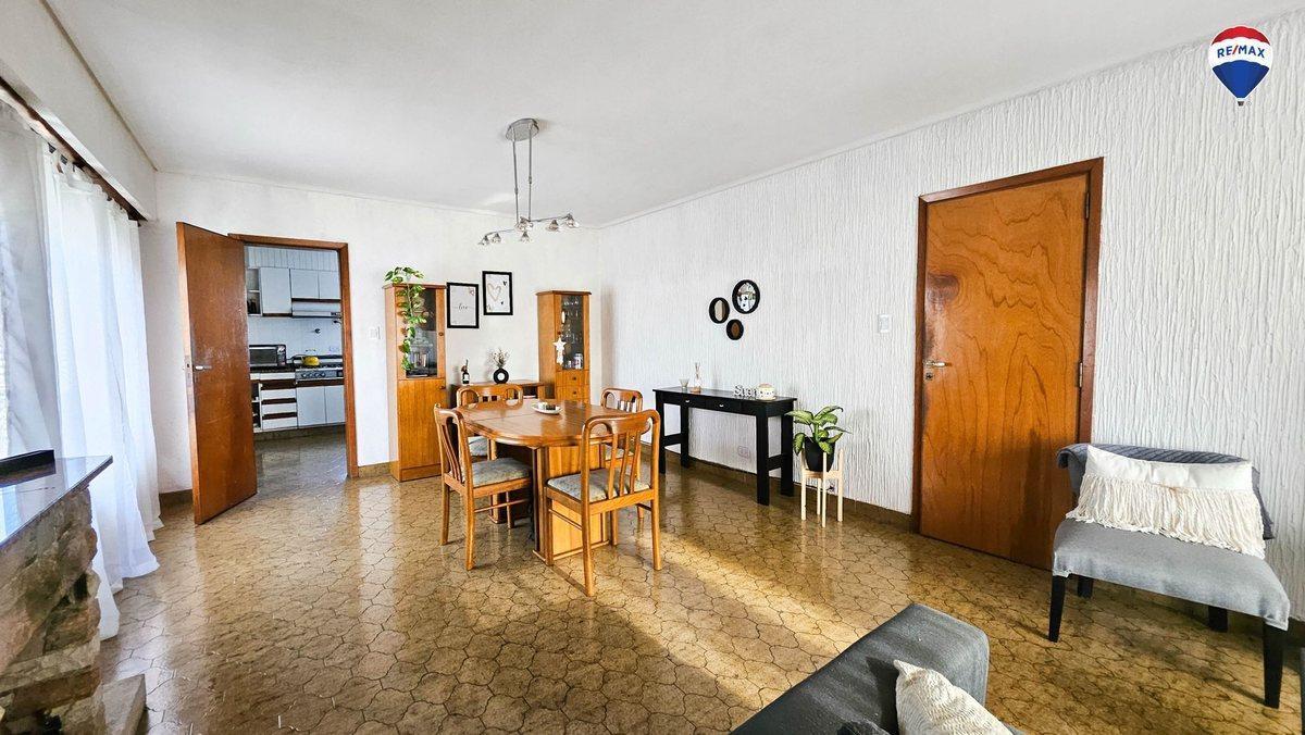 Foto de VENTA MULTIFAMILIAR 3 CASAS DE 3 AMB C/U BERNAL O., imagen 5