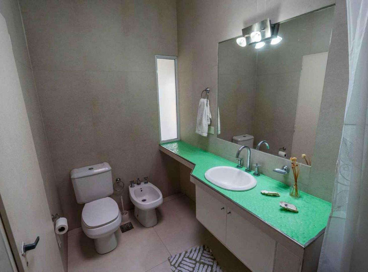 Foto de CASA 4 AMB CON PARQUE Y PILETA EN VENTA, HUDSON, imagen 3