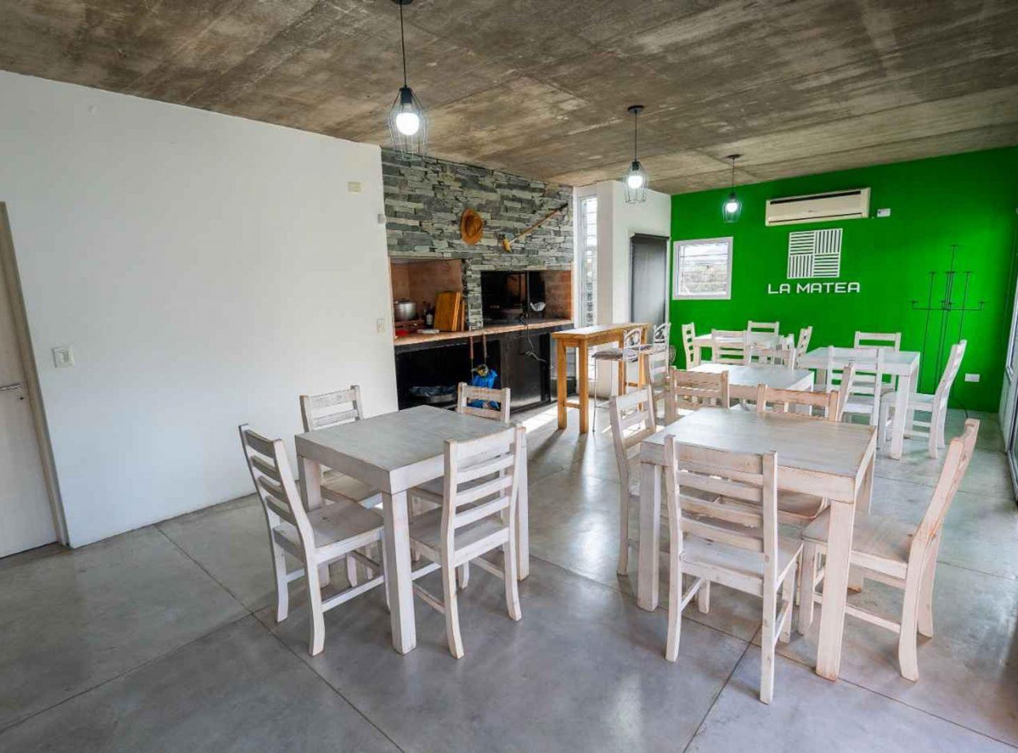 Foto de CASA 4 AMB CON PARQUE Y PILETA EN VENTA, HUDSON, imagen 2