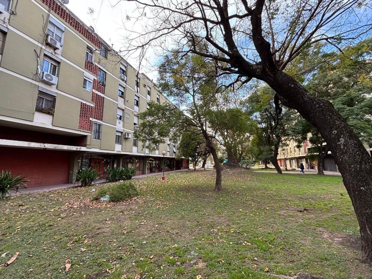 Foto de DEPTO 3 AMB CON COCHERA EN VENTA EN AVELLANEDA, imagen 5