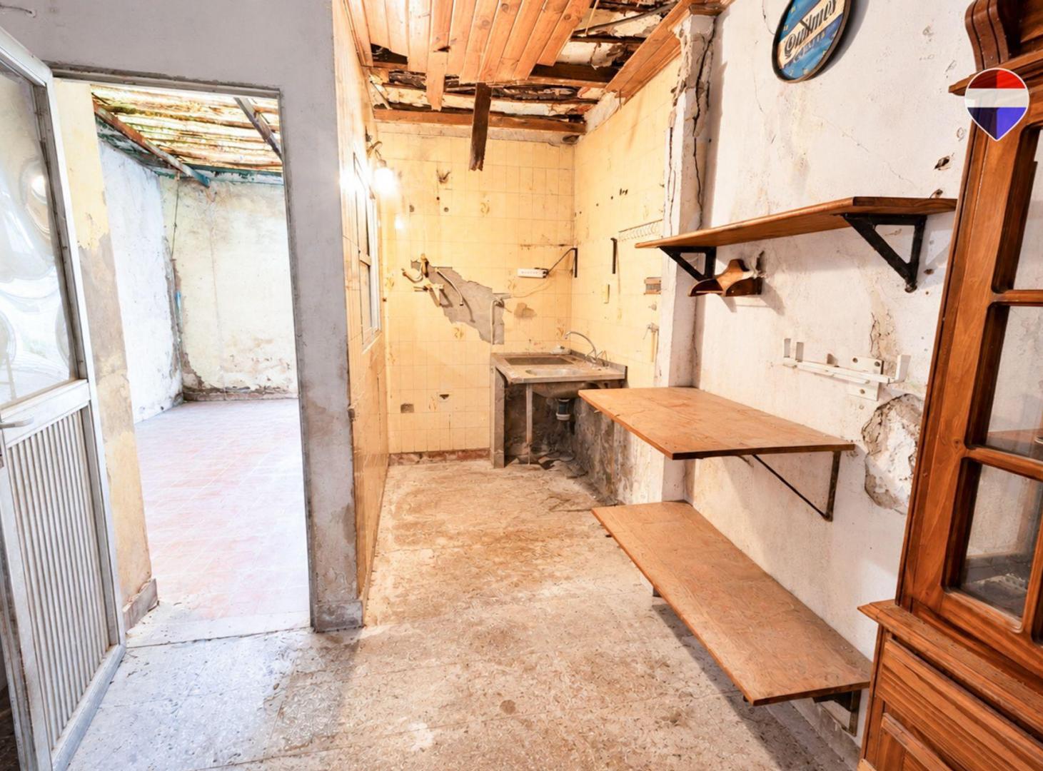 Foto de VENTA PH A 3 AMBIENTES A RECICLAR EN SAN CRISTÓBAL, imagen 5