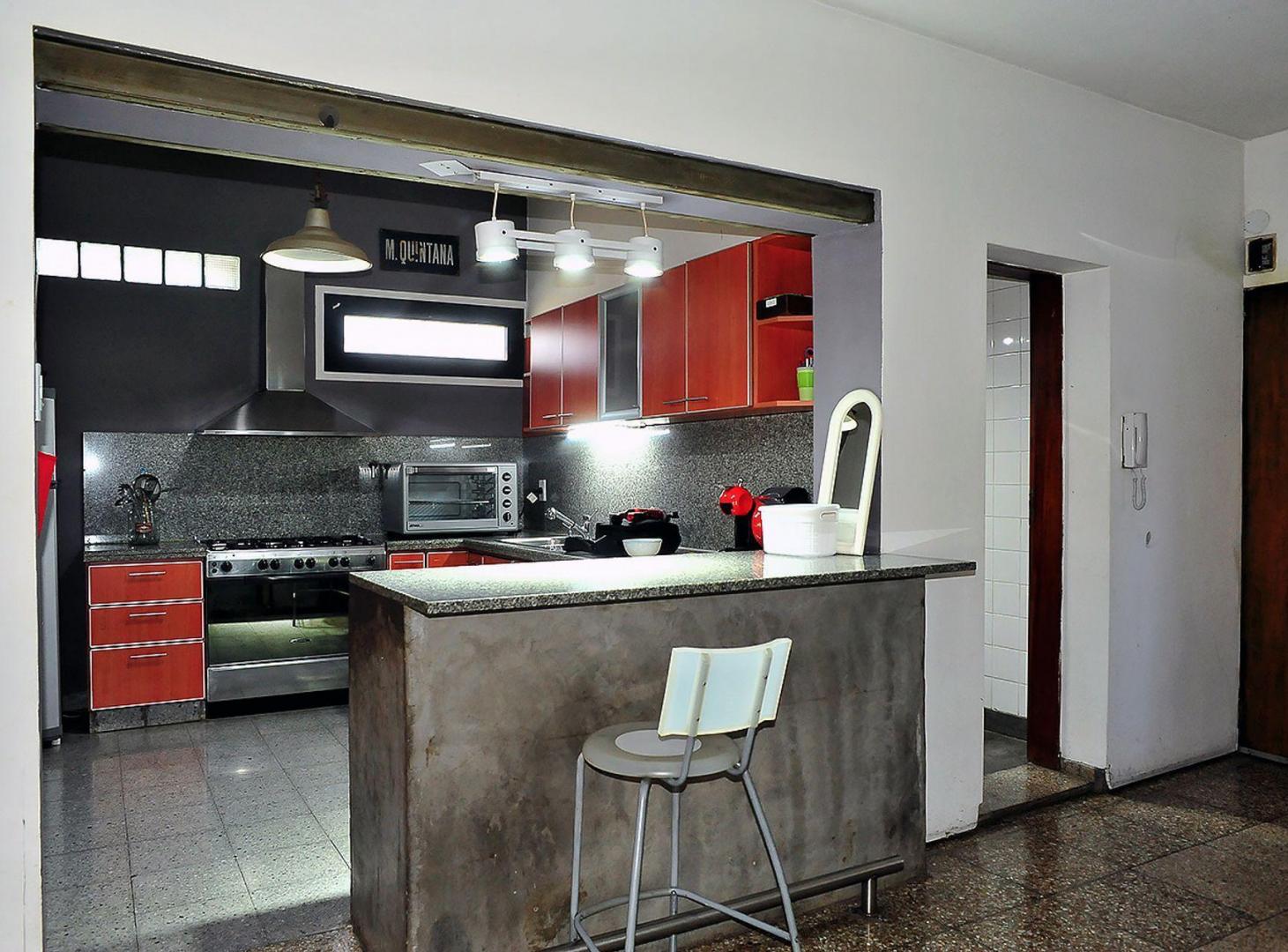 Foto de PH 3 AMB EN VENTA EN QUILMES CON PATIO Y TERRAZA, imagen 2