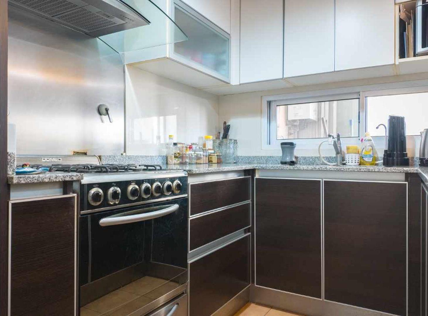 Foto de DEPARTAMENTO 4 AMBIENTES EN AVELLANEDA EN VENTA, imagen 5