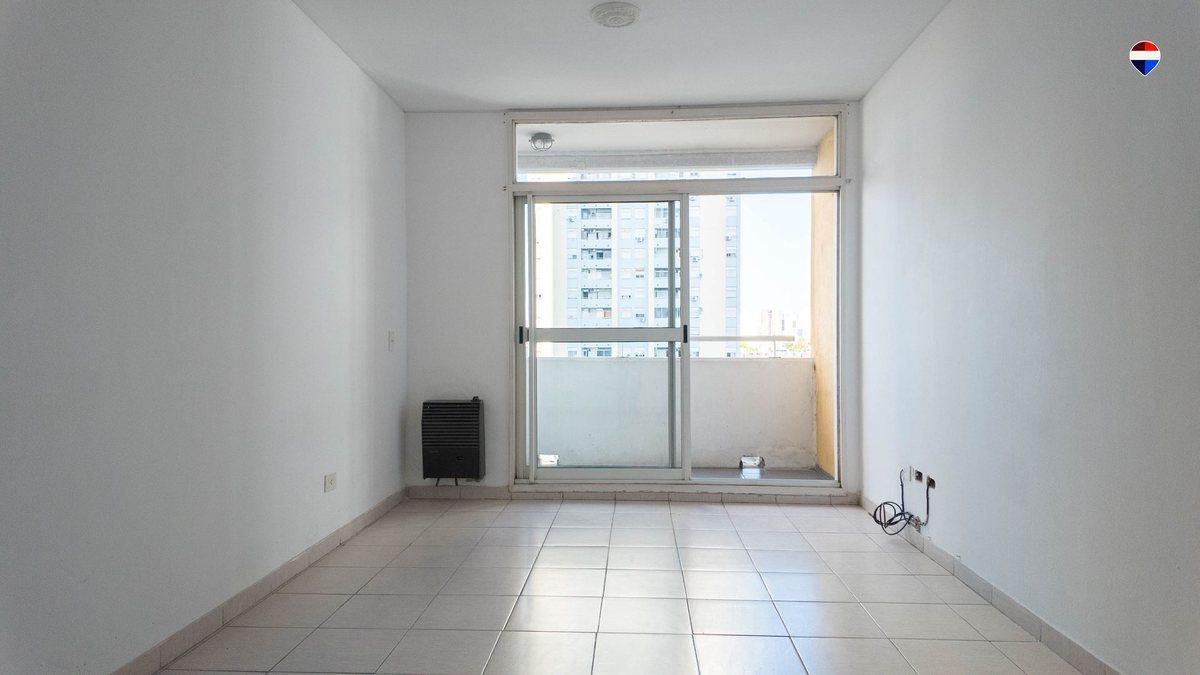 Foto de VENTA DEPTO 2AMB EN TORRES PUEYRREDON, imagen 2