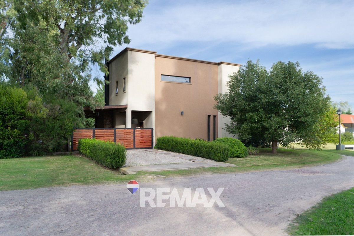 Foto de CASA EN VENTA 4 AMBIENTES SAN VICENTE DAROMY, imagen 1