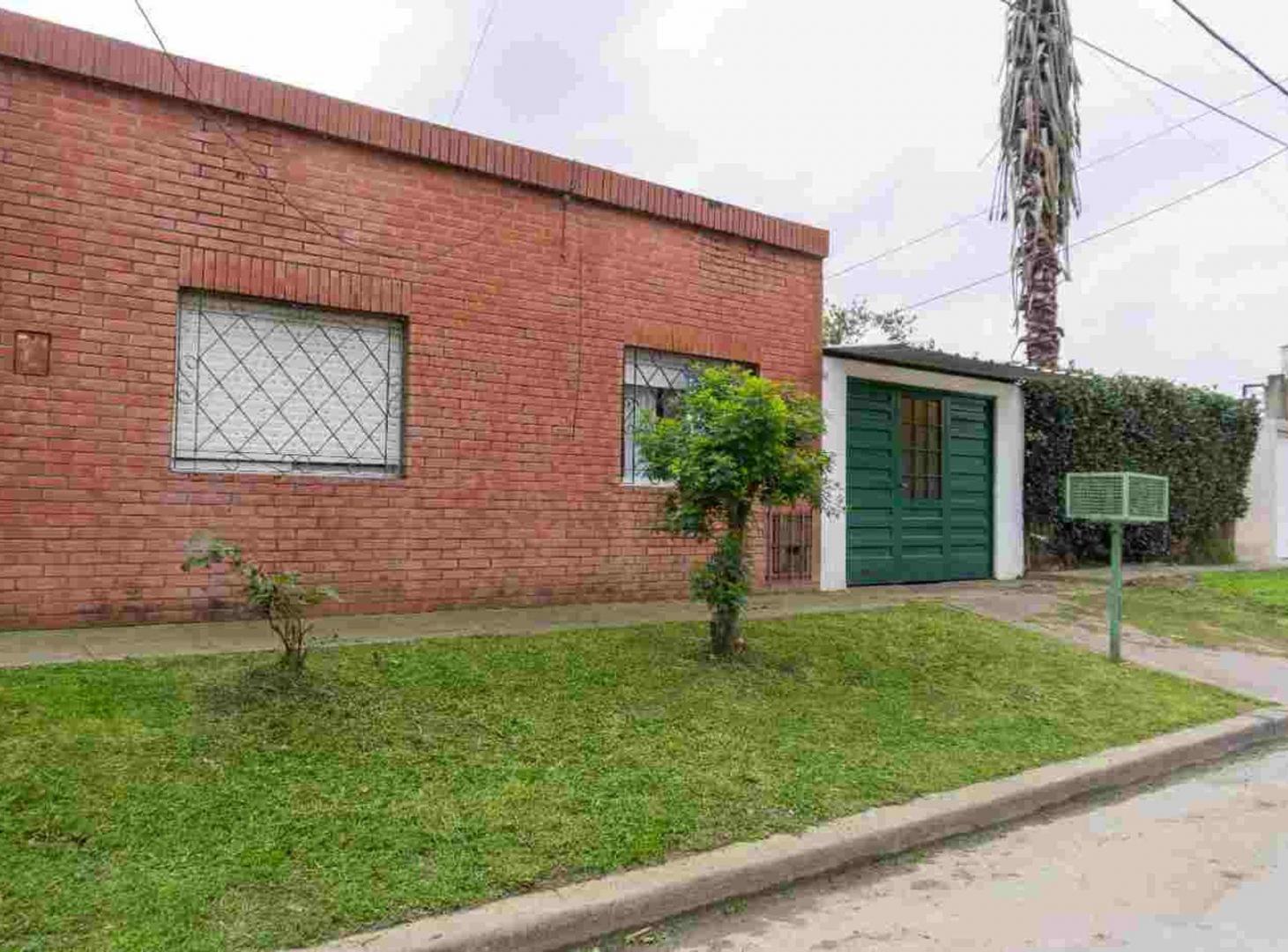 Foto de CASA EN VENTA 5 AMBIENTES EN GUERNICA, imagen 1
