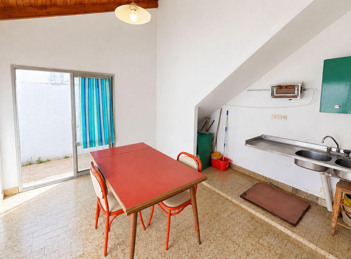 Foto de CASA EN VENTA EN ESCALADA CON PATIO Y TERRAZA, imagen 2