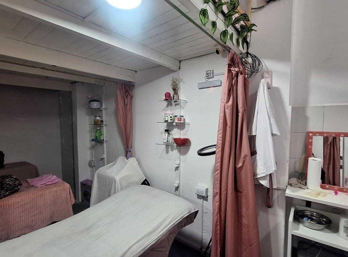 Foto de LOCAL 38m2 EN VENTA EN QUILMES OESTE, imagen 1