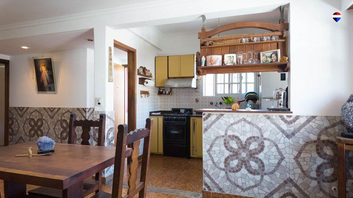 Foto de VENTA CASA CON COCHERA CRUCECITA, imagen 4