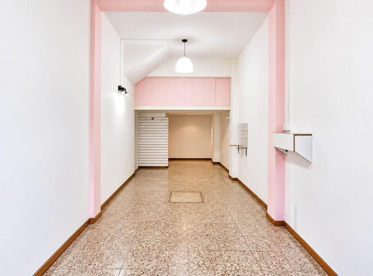 Foto de LOCAL 38m2 EN VENTA EN QUILMES OESTE, imagen 2