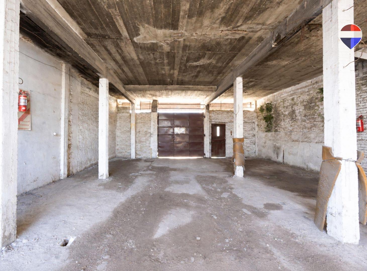 Foto de LOTE EN VENTA CON ESTRUCTURA AVELLANEDA, imagen 2