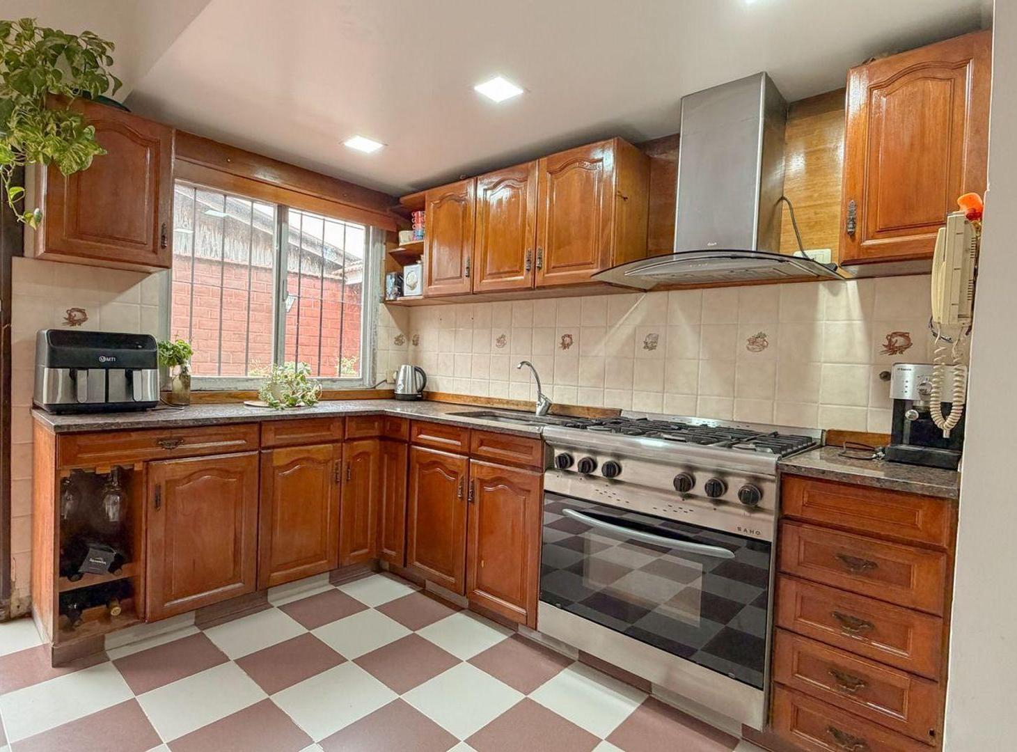 Foto de CASA PH 4 AMBIENTES EN VENTA EN TEMPERLEY, imagen 1