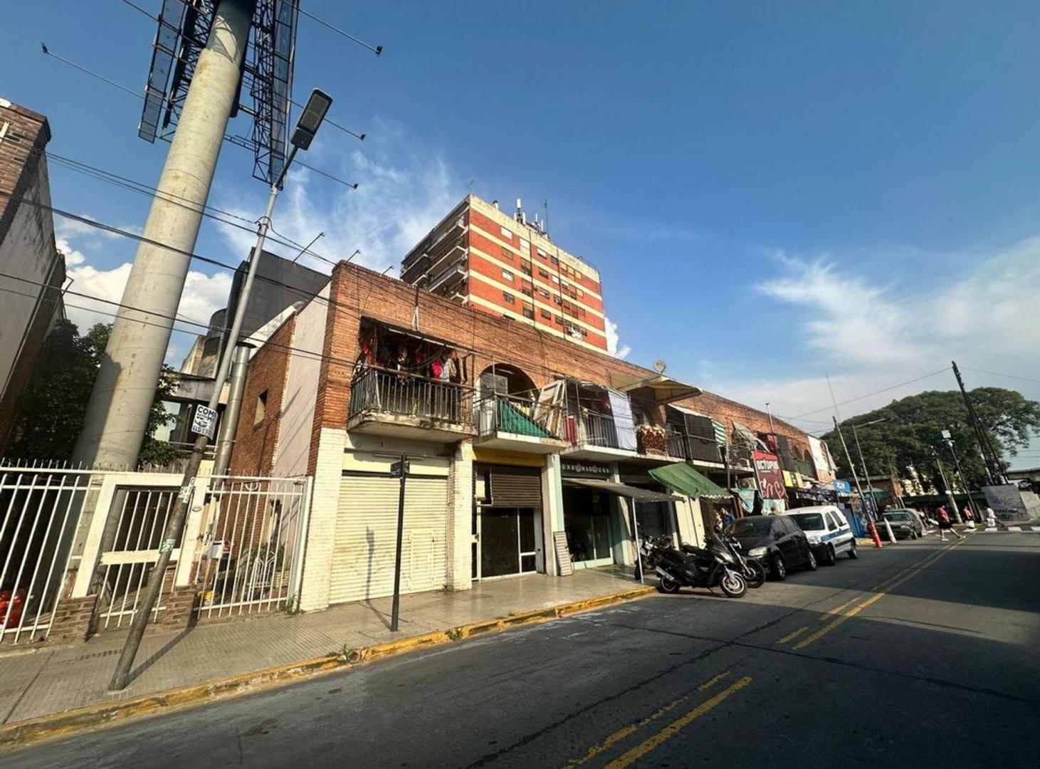 Foto de EDIFICIO EN VENTA EN BLOCK EN LINIERS CON RENTA, imagen 5