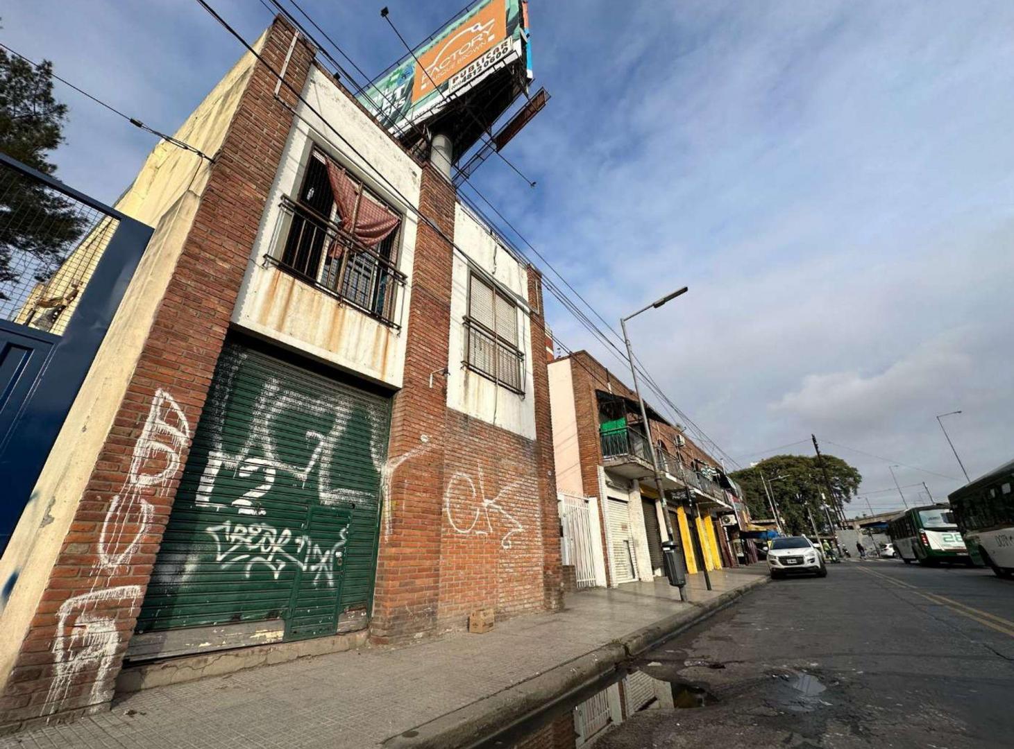 Foto de EDIFICIO EN VENTA EN BLOCK EN LINIERS CON RENTA, imagen 4