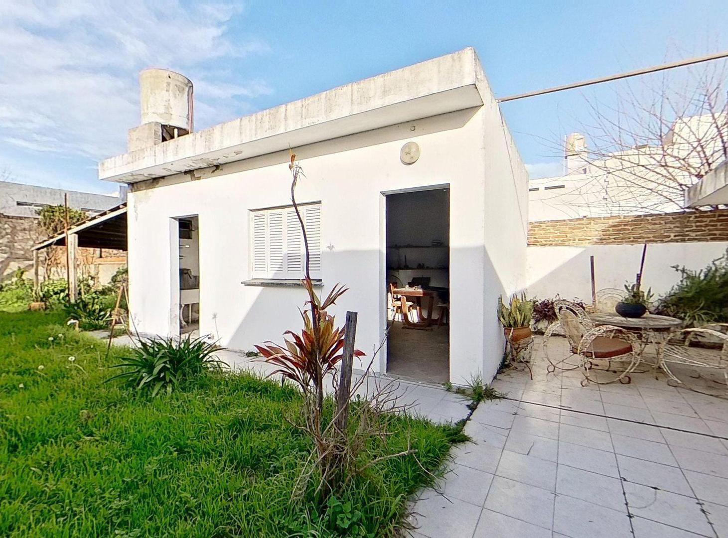 Foto de PH TIPO CASA 3 AMBIENTES CON JARDÍN – BERAZATEGUI, imagen 1